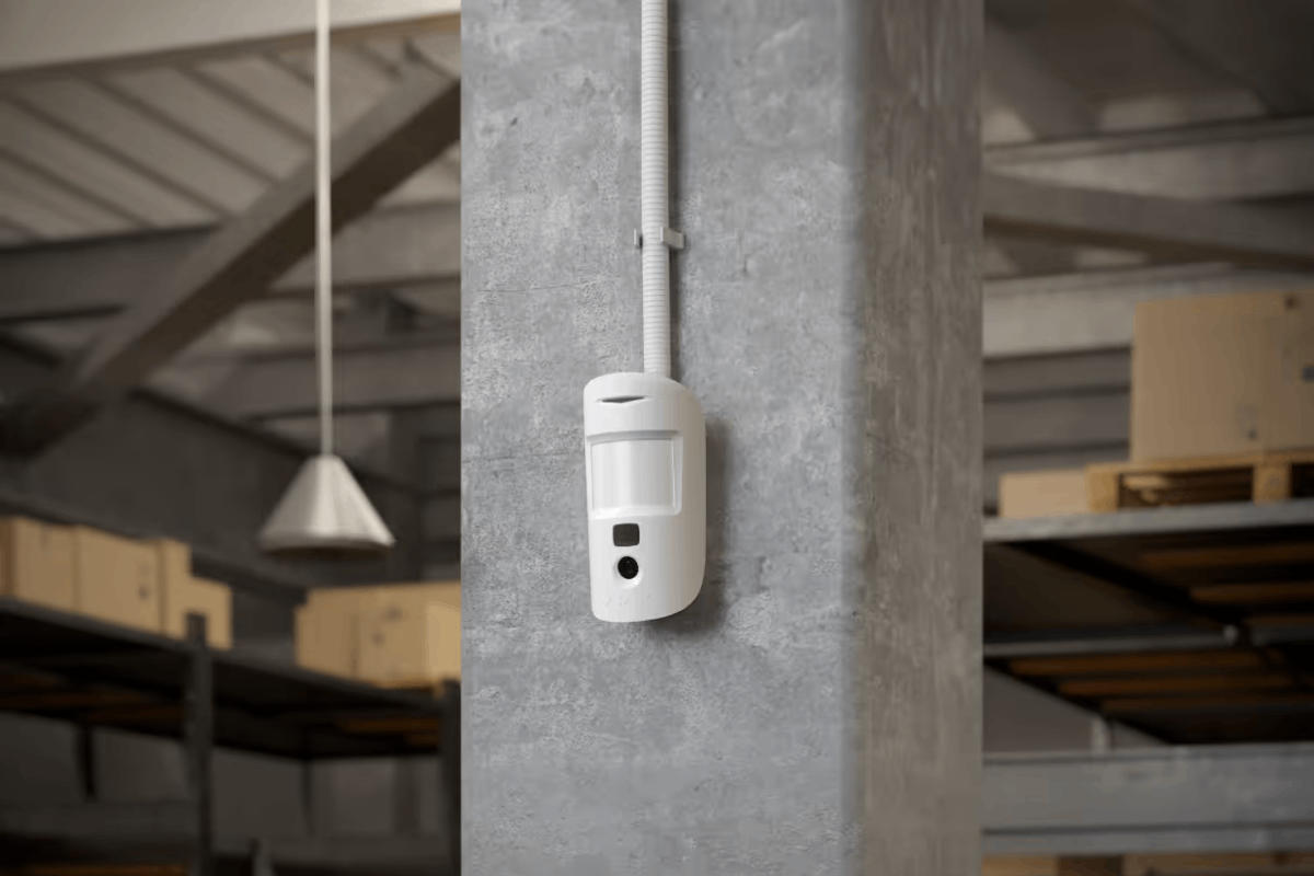 Ajax MotionCam Fibra
